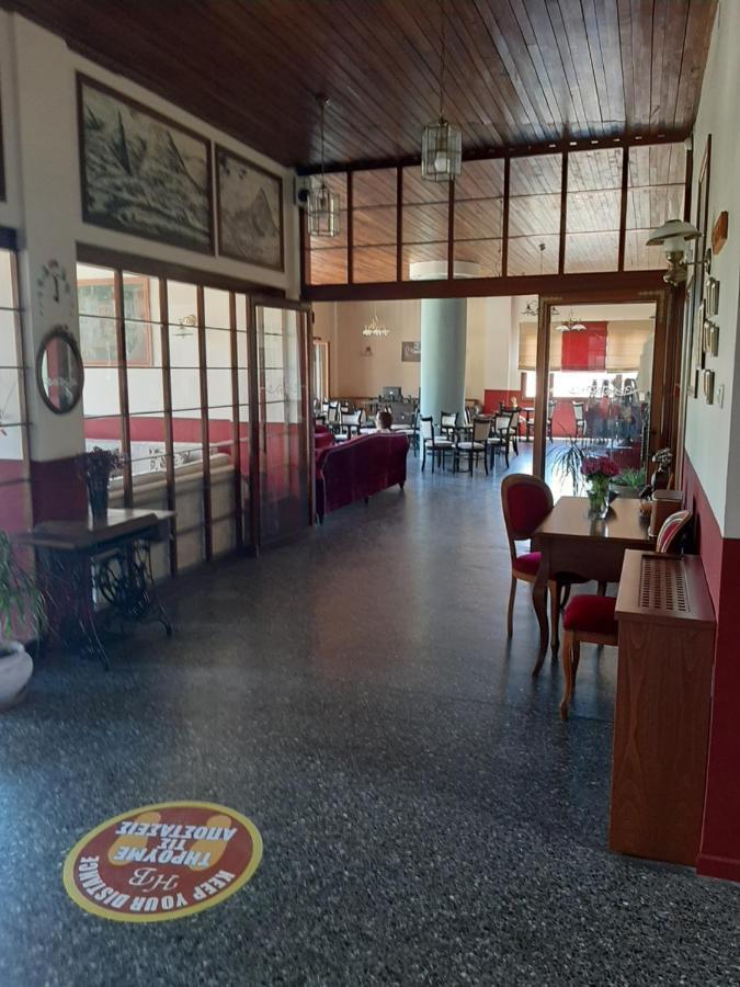 Byzantion Hotel Misztrász Kültér fotó