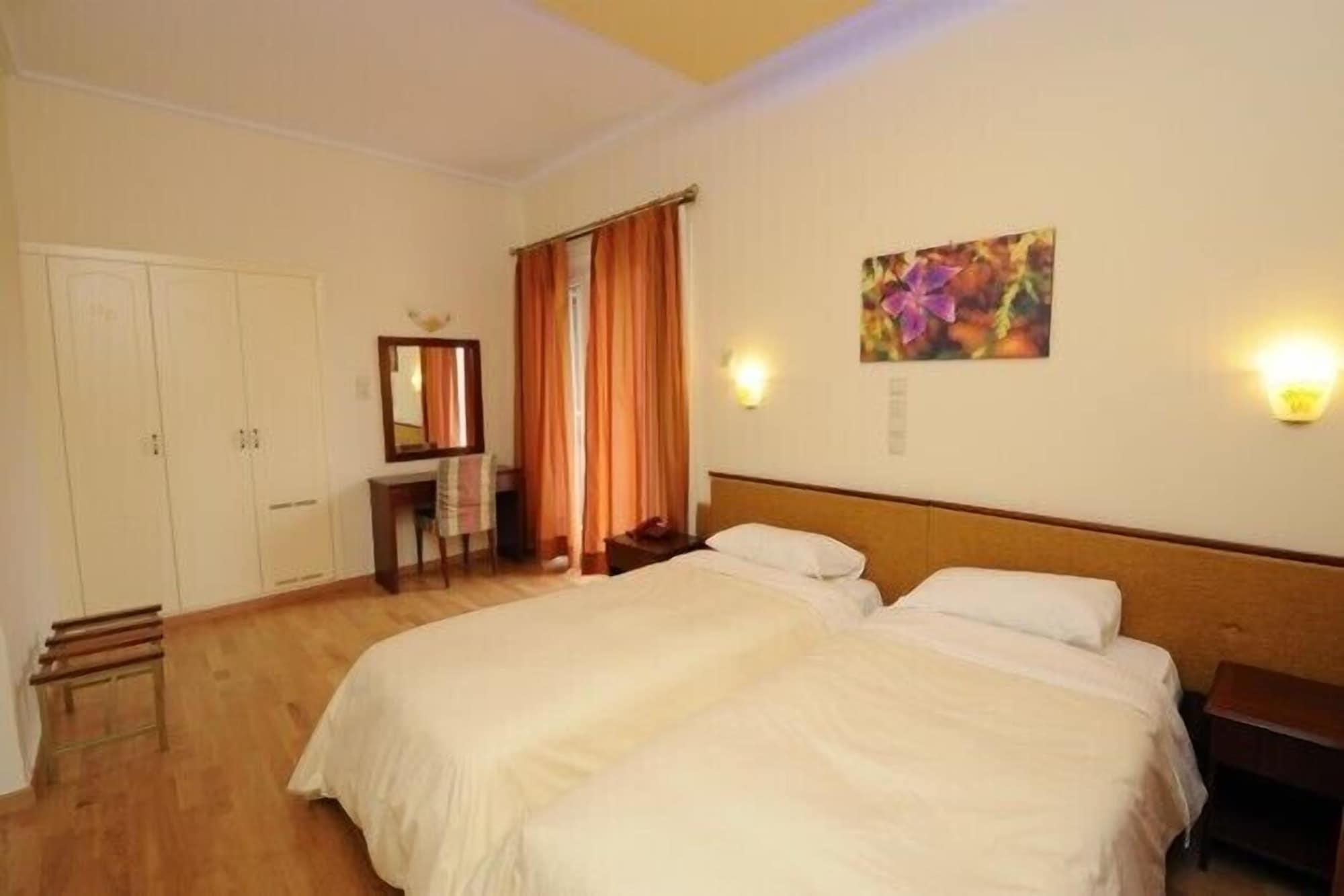 Byzantion Hotel Misztrász Kültér fotó