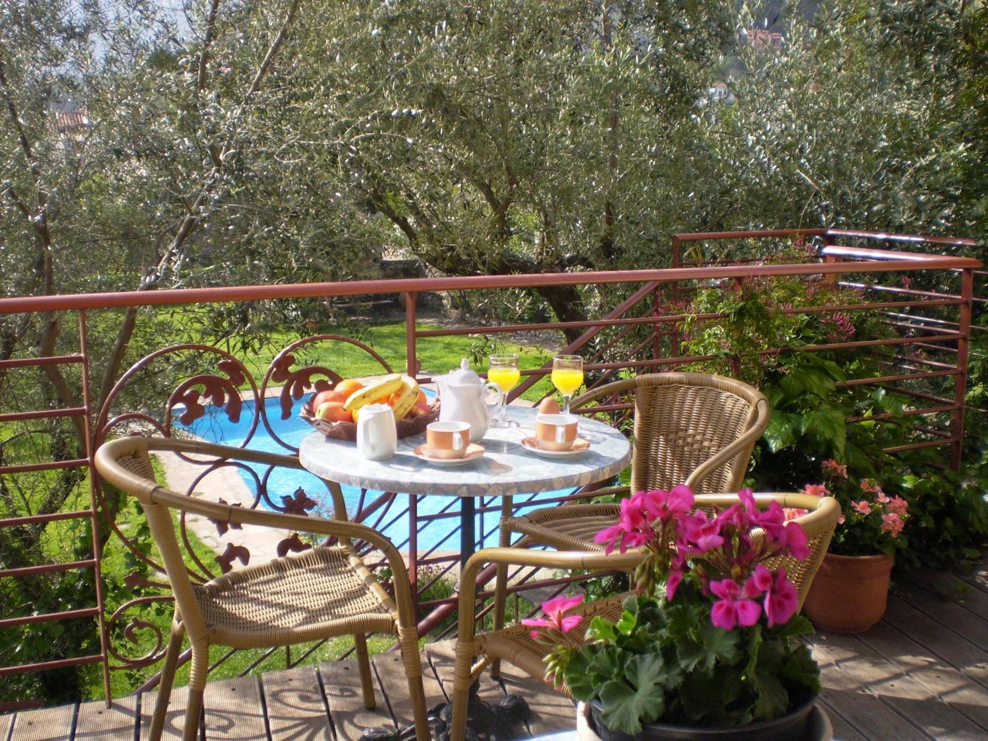 Byzantion Hotel Misztrász Kültér fotó