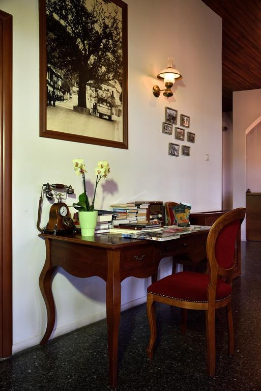 Byzantion Hotel Misztrász Kültér fotó
